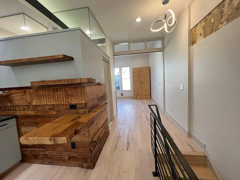 2019 S Beechwood St #2 — Photo 4