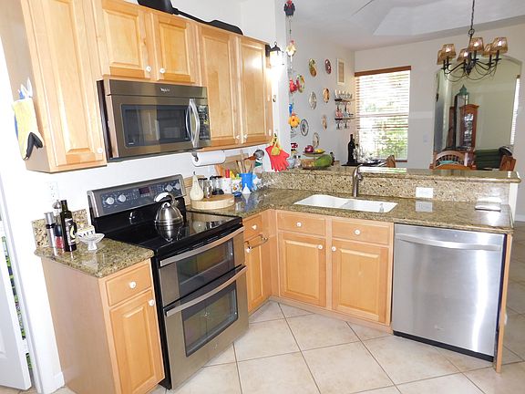 3rd image of 7031 NW 114th Ct