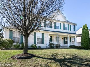 672 Wintergreen Dr, Purcellville, VA 20132