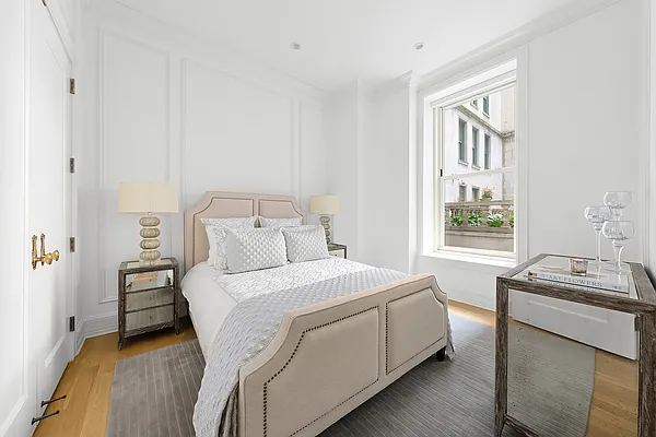 Sold by Douglas Elliman | media 28