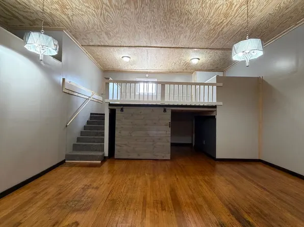 311 Main St