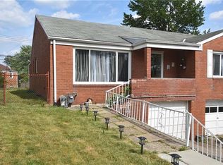 1809 Greentree Rd, Pittsburgh, PA 15220