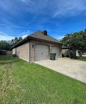 3rd image of 1324 Covey Ln