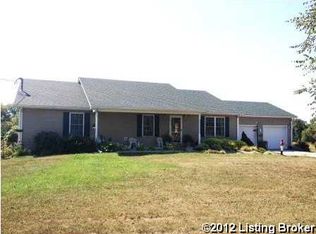 1095 Ditto Ln, Eminence, KY 40019