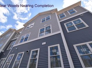 300 Commerce Dr #4D2F2525F, Canton, CT 06019