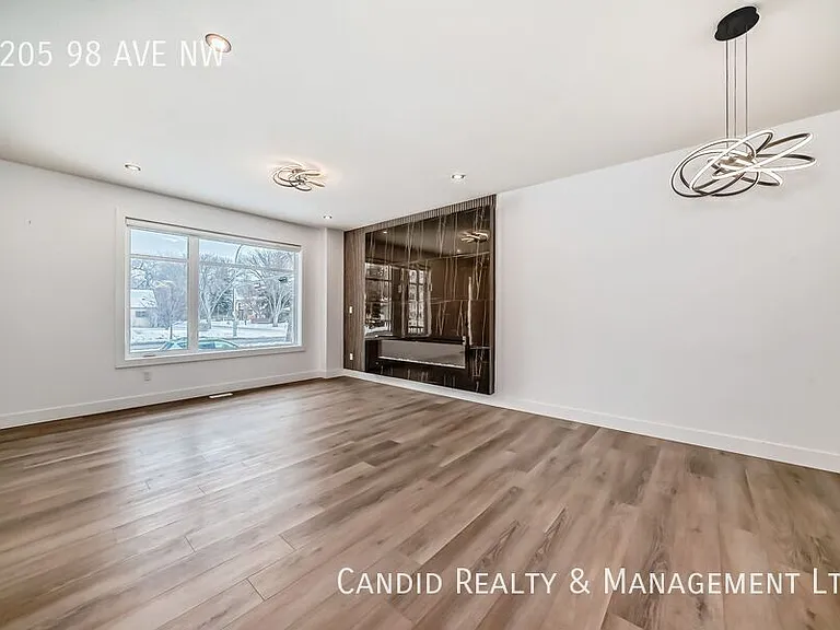 8205 98th Ave NW — Photo 11