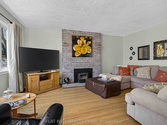 4th image of 754 Curtis Rd