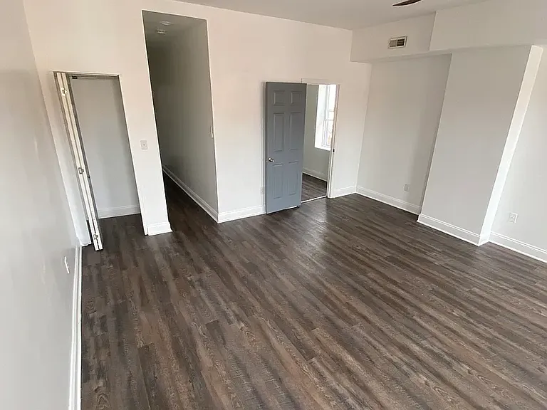 731 Reservoir St #3 — Photo 11