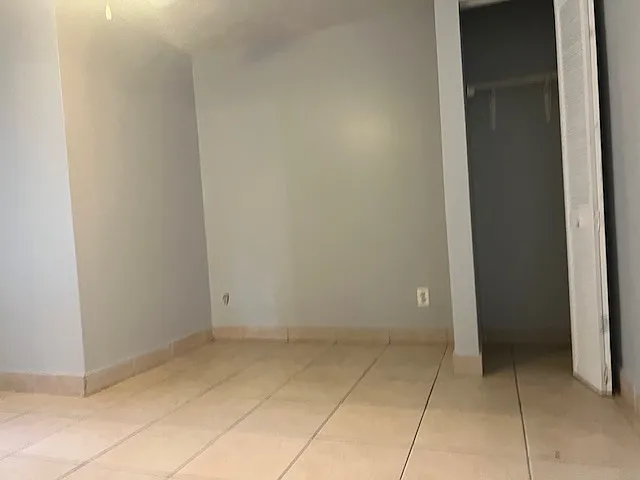 732 Moffett St #4A — Photo 5