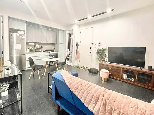 Rented by Doorway NYC, LLC | media 22