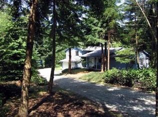 7422 SW 255th St, Vashon, WA 98070