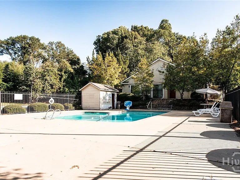 290 Appleby Dr #252 — Photo 32