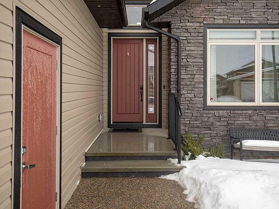 2nd image of 77 Lundberg Cres