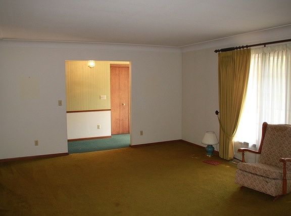 4th image of 530 Water St