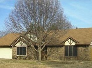 5524 Spring Mdw, North Richland Hills, TX 76180