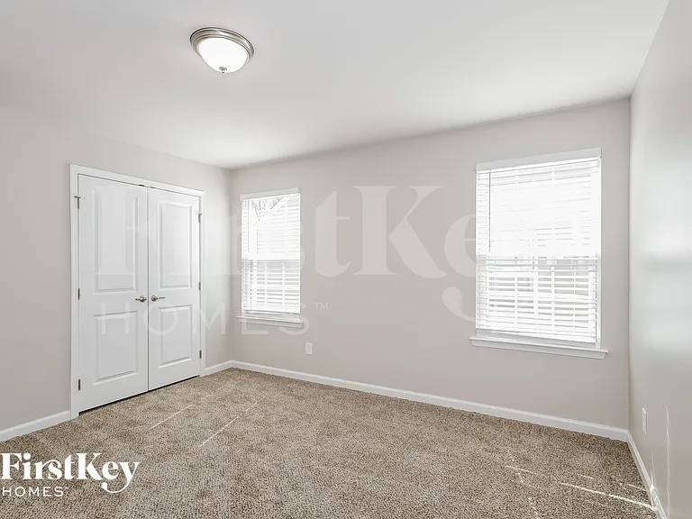 1207 Harkey Creek Dr — Photo 12