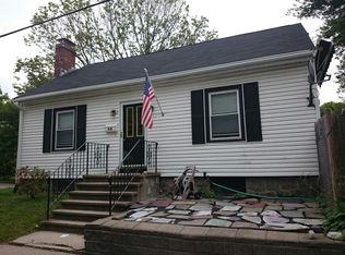 40 Glenham St, West Roxbury, MA 02132