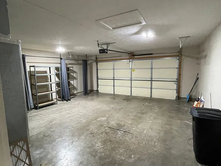 1417 Shining Armor Ln — Photo 18