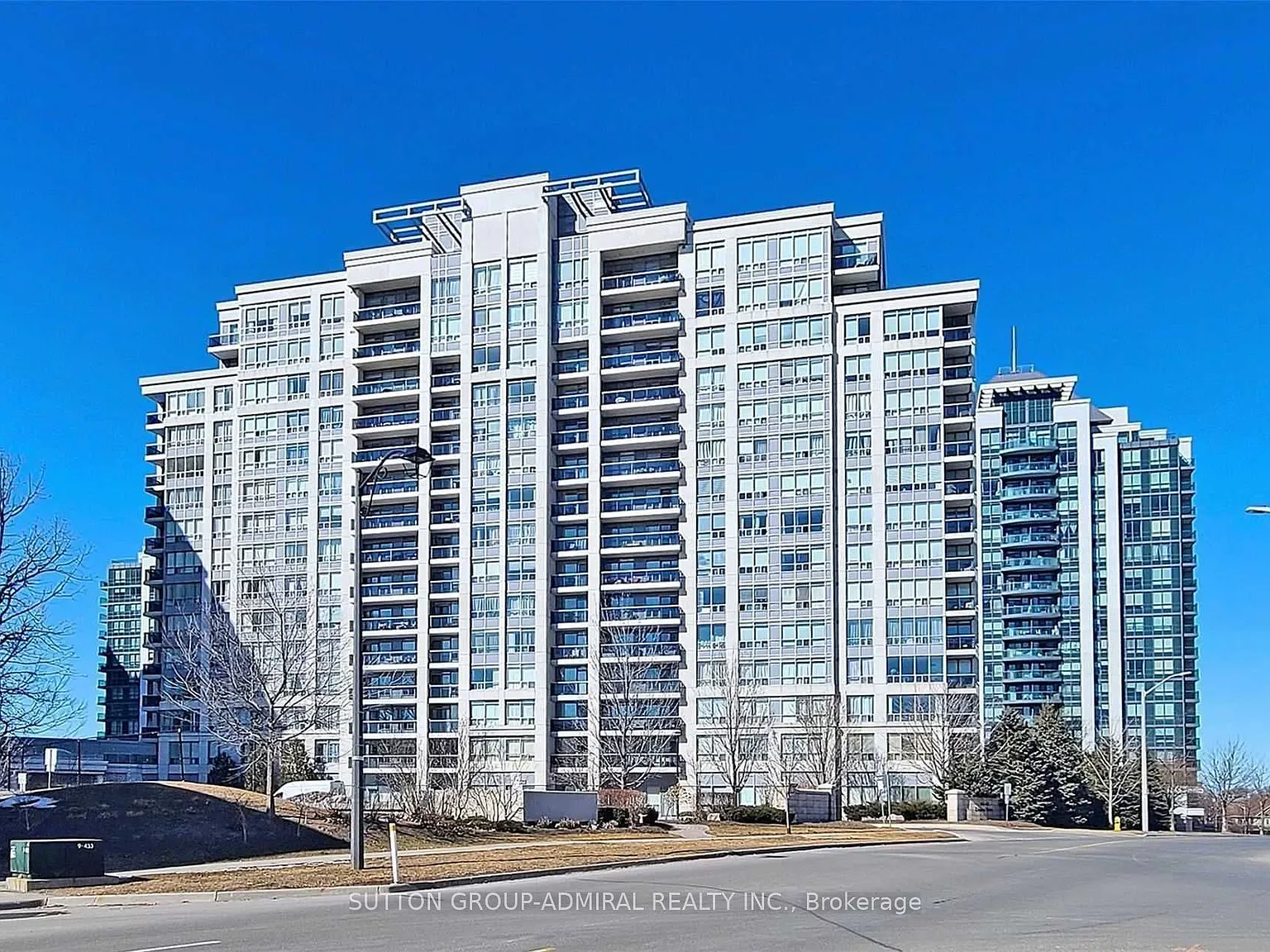 2 bed, $2,700 — Photo 1
