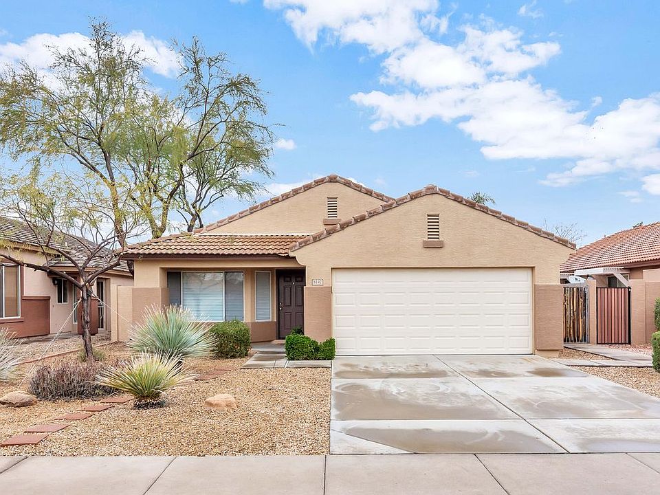 1st image of 8142 W Clara Ln