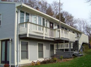 83 Pleasant Valley Rd, Amesbury, MA 01913