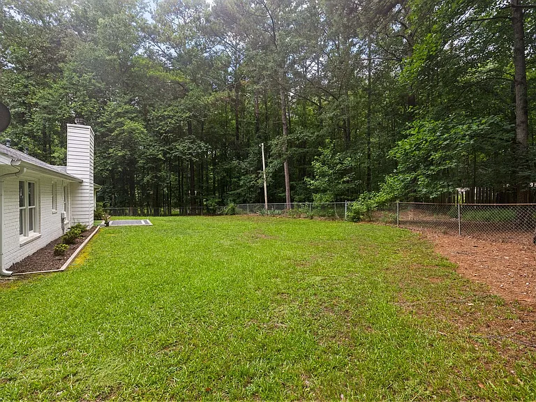 115 Ridge Way — Photo 4