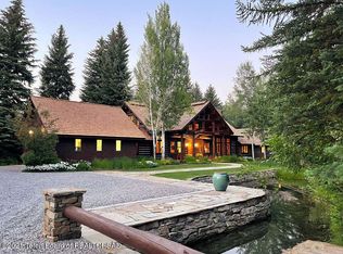3965 N Goldeneye Rd, Jackson, WY 83014