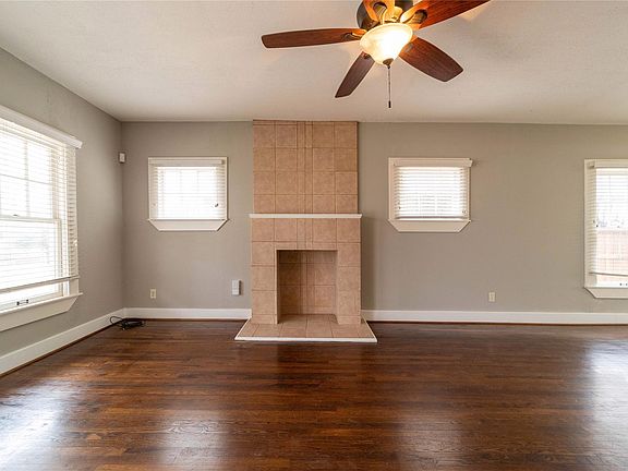 2nd image of 2226 W Rosedale St S APT 100