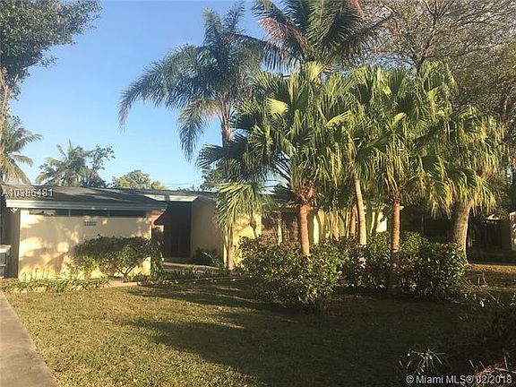 3rd image of 17325 SW 84th Ct
