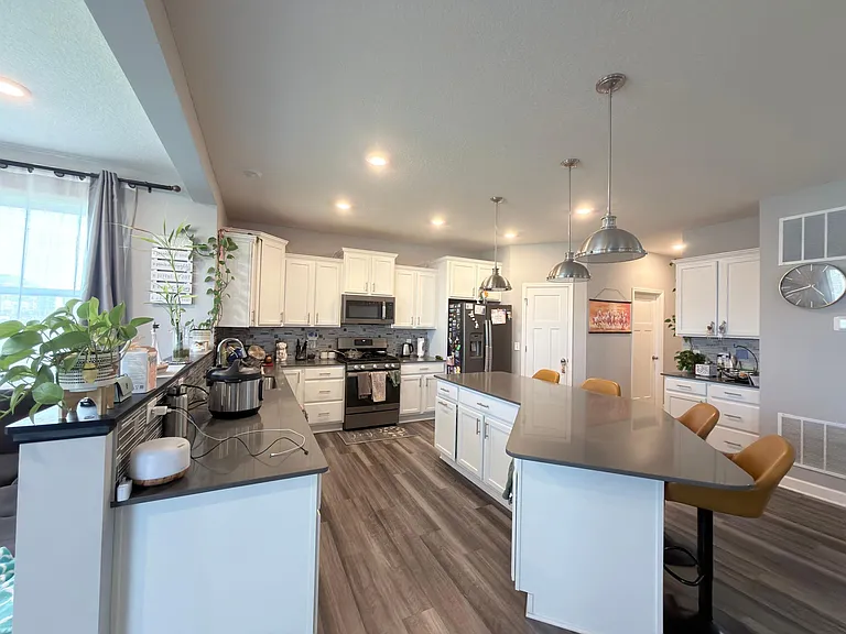 4809 Stable View Dr — Photo 12