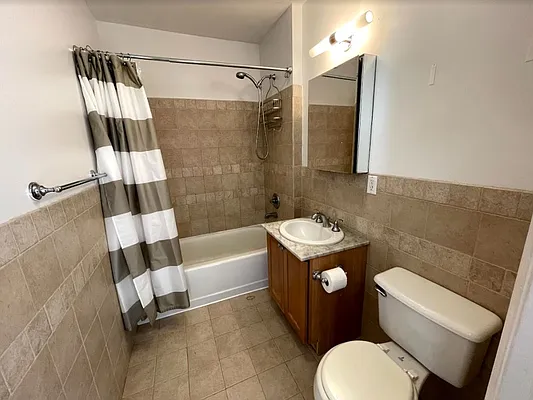 Rented by Compass | media 25