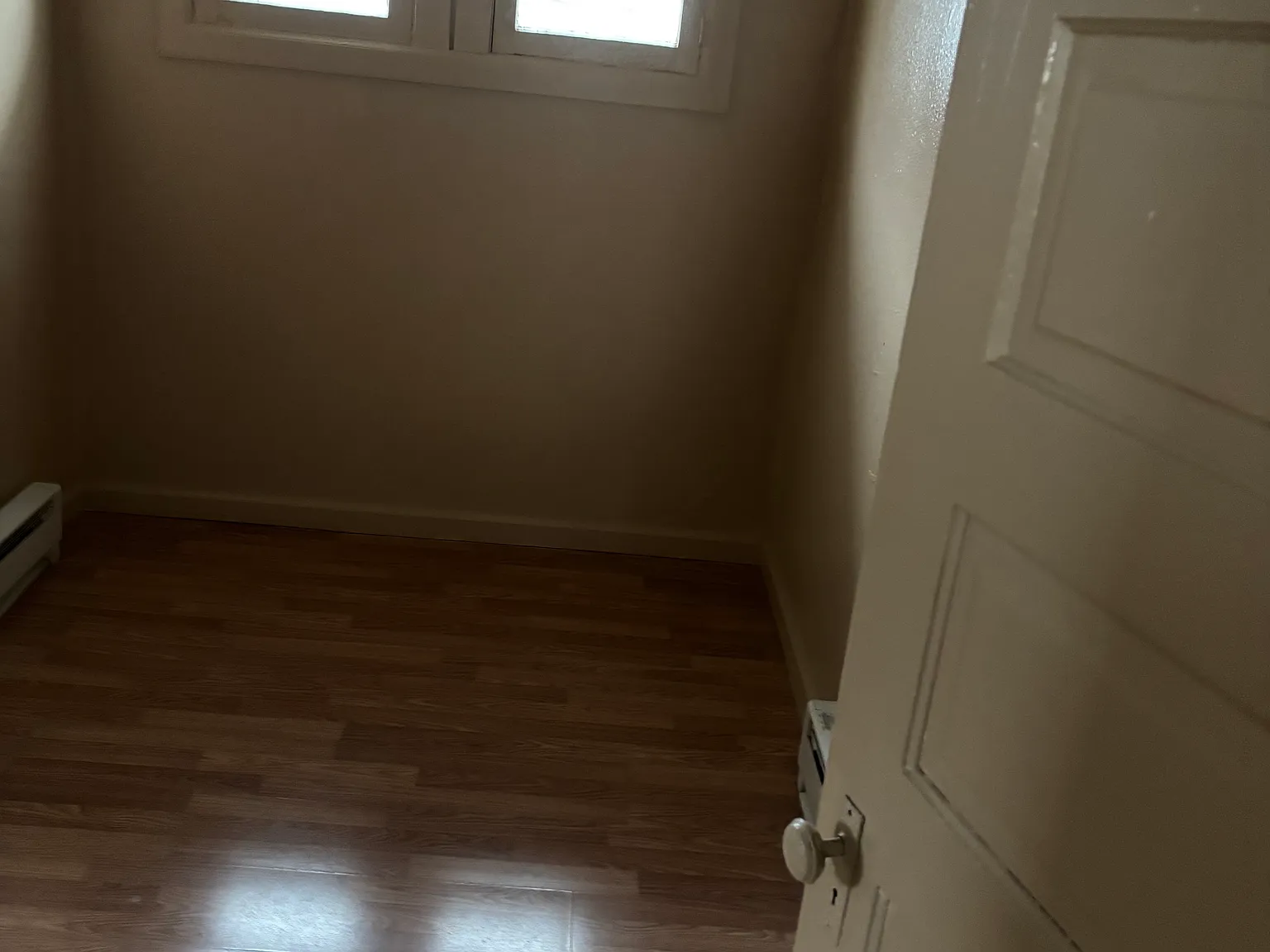 1436 Colton St — Photo 3