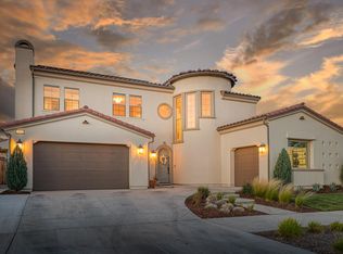 1009 Treasure Hills Dr, Madera, CA 93636