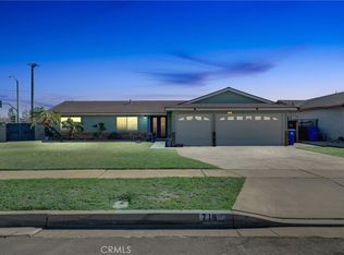 719 W Hawthorne St, Bloomington, CA 92316