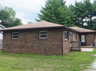 28 Michael Dr, Plainfield, IN 46168