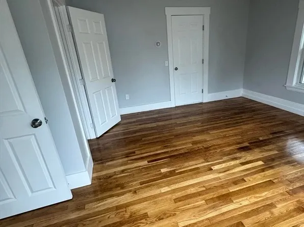 11 Seaver St Floor 1, North Easton, MA 02356