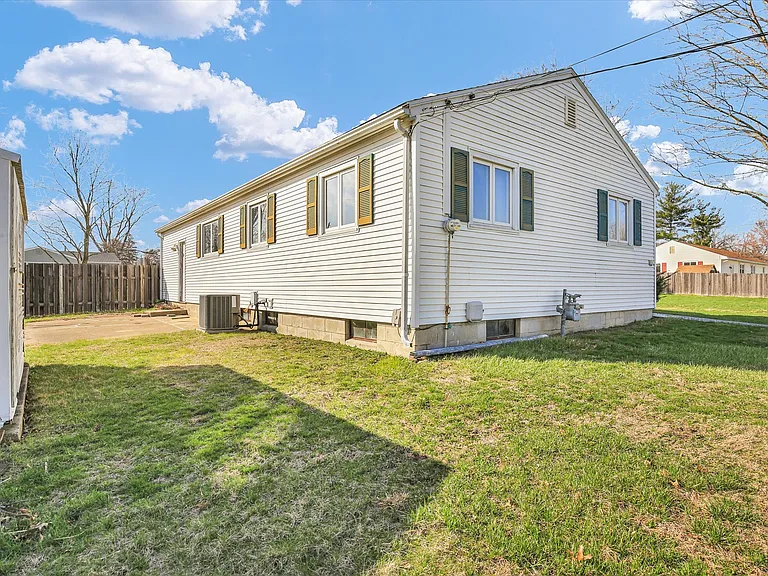 9 Glenview Dr — Photo 27