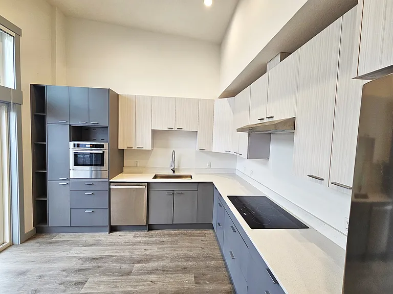 3826 Parkhill Pl SW #304 — Photo 2