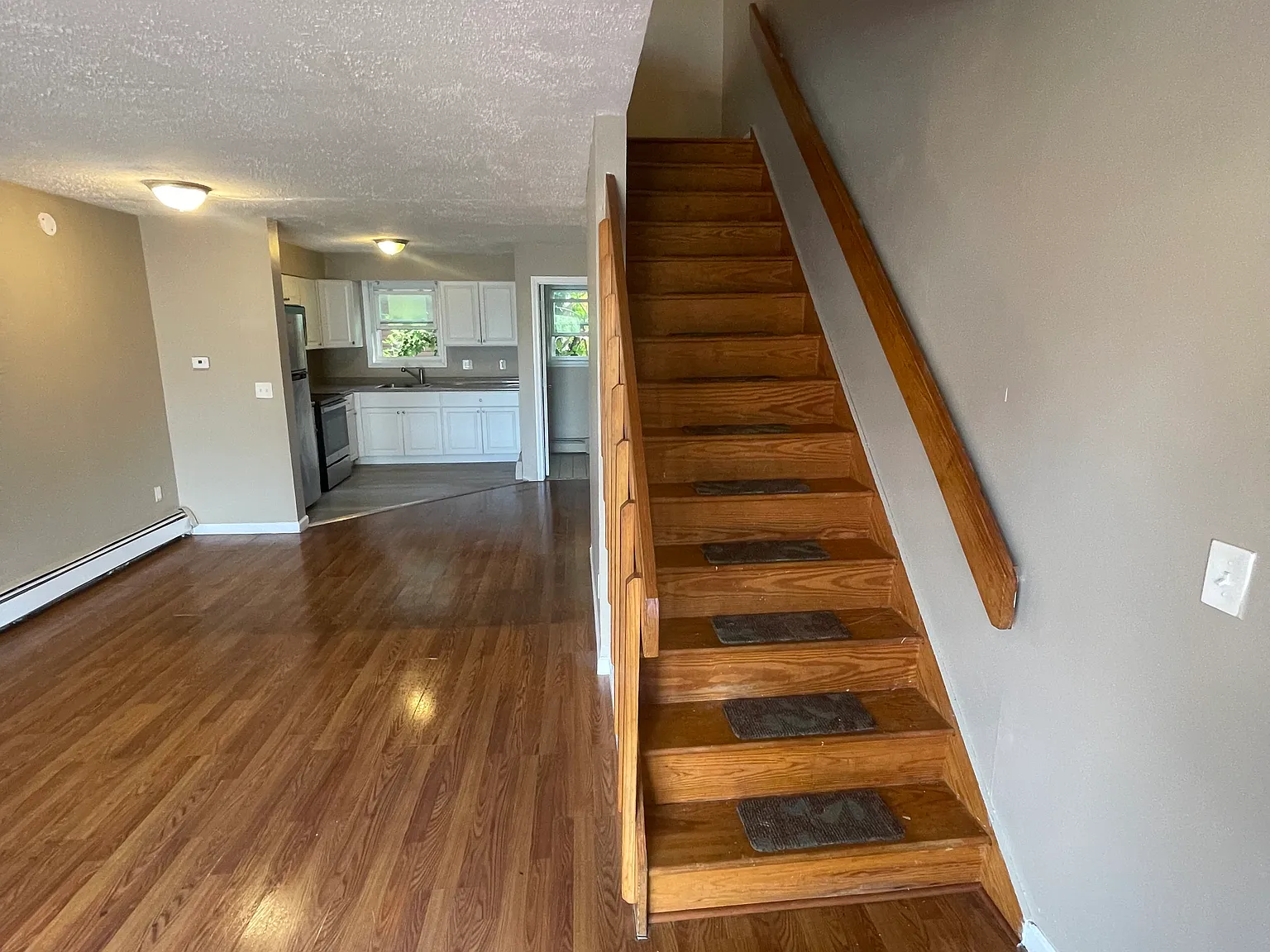 2 bed, 1152 sqft, $1,800 — Photo 4