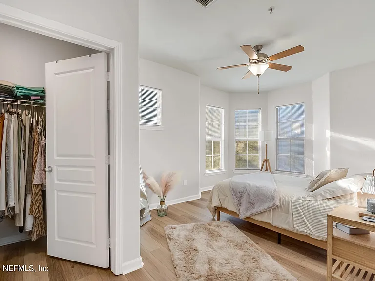 8290 Gate Pkwy W #918 — Photo 18