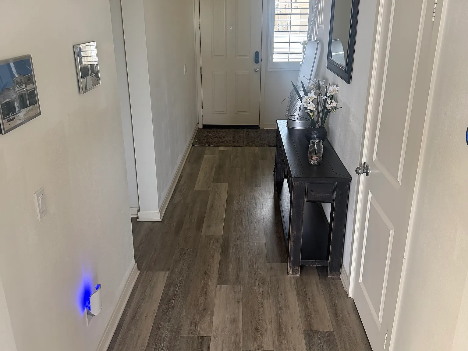 4 bed, 3050 sqft, $900 — Photo 2