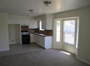 1319 Gorrill St APT B, Bakersfield, CA 93307