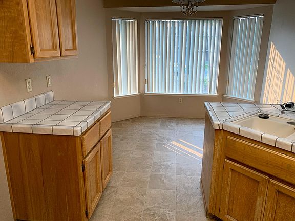 3rd image of 5769 River Run Cir