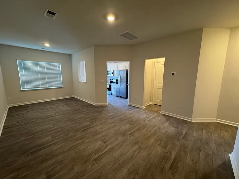 1343 Amberview Ln #1 — Photo 4
