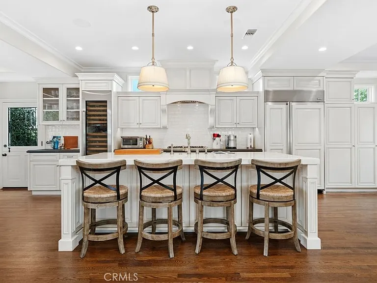 2431 Bayshore Dr — Photo 13