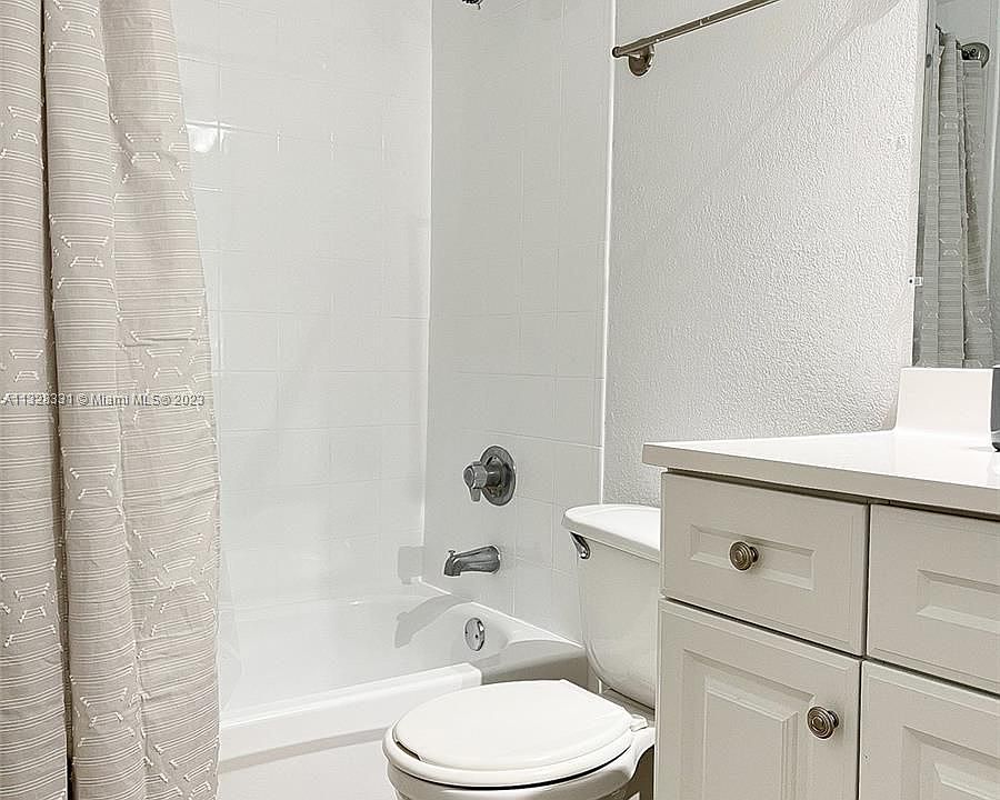 1st image of 5102 NW 79th Ave APT 105