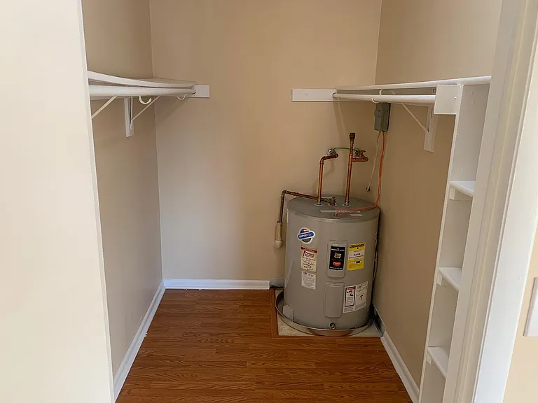 1006 Ravens Crest Dr — Photo 15
