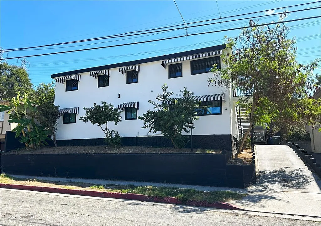 Building Photo - 730 Via Altamira #1