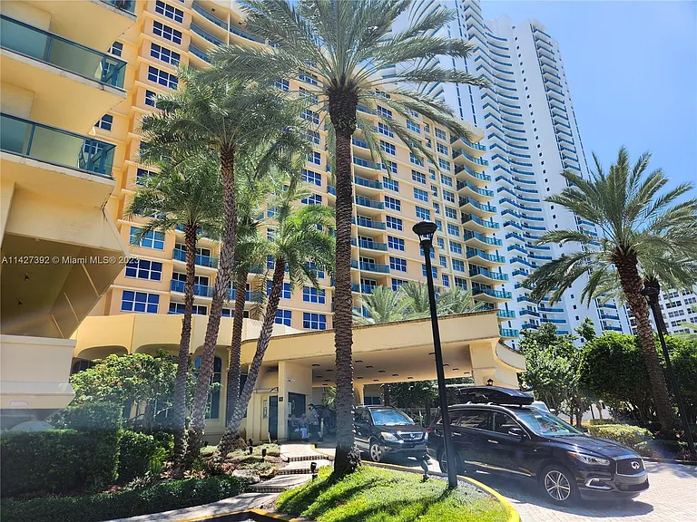 2501 S Ocean Dr #512 — Photo 36