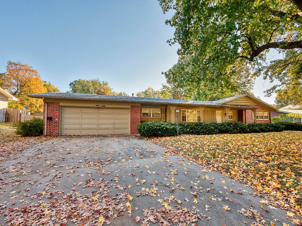 2416 S Cedarbrook Avenue, Springfield, MO 65804 Zillow